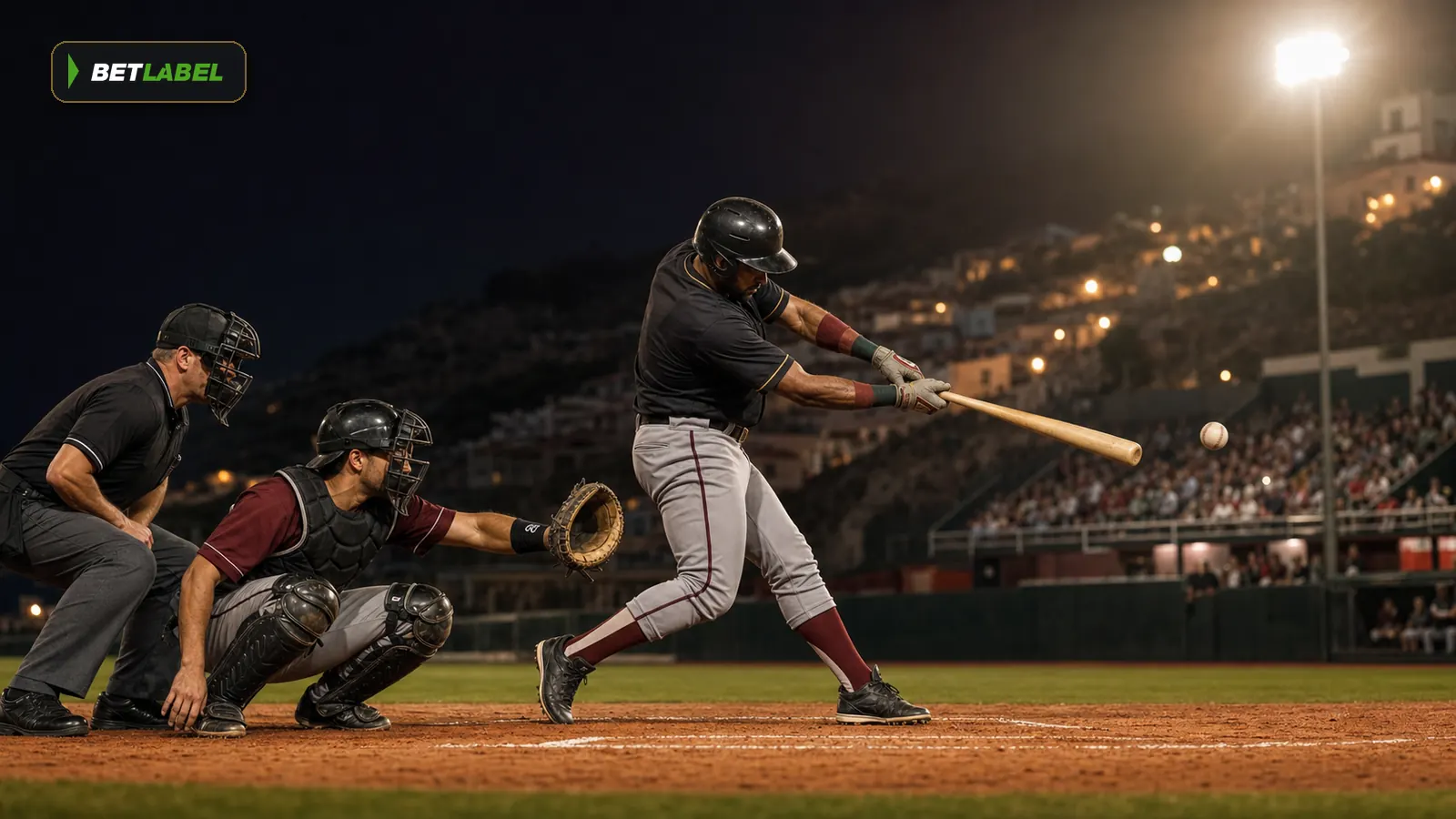 Jugadores adultos de béisbol se preparan para un lanzamiento